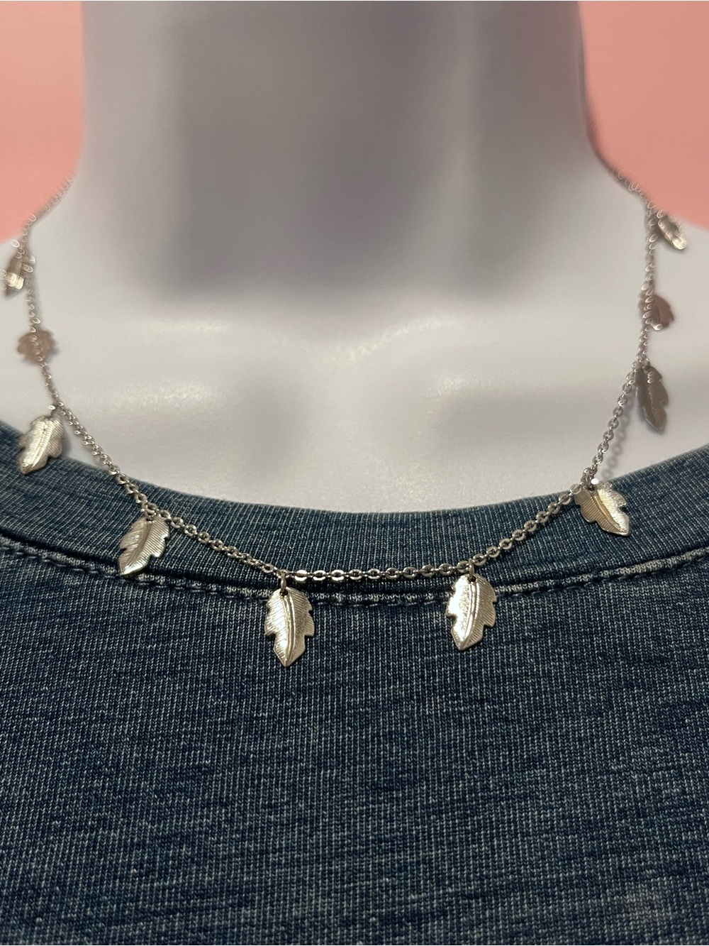 Vintage Avon Silver Leaf Charm Necklace - Women Jewelry